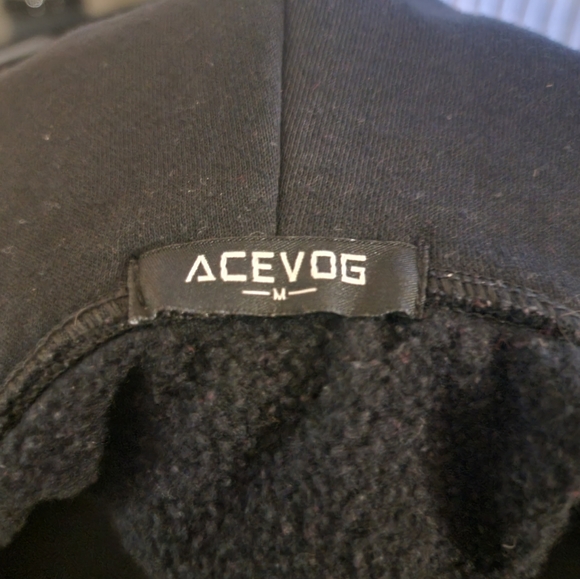 Acevog Slant Zip Hoodie - Picture 5 of 5